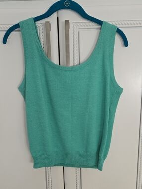 St. John Collection Scoop Neck Knit Tank in Mint
